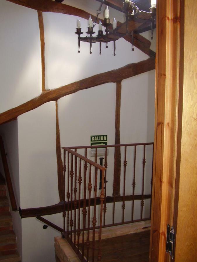 Casa San Andres Del Valle Берсео Экстерьер фото