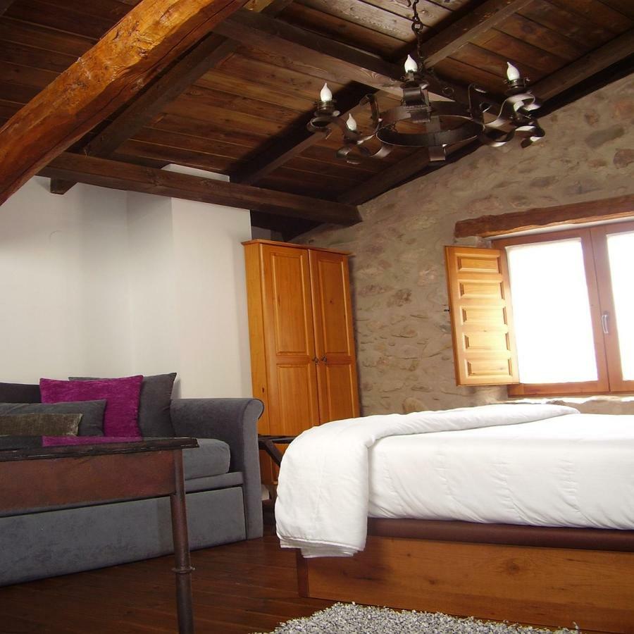 Casa San Andres Del Valle Берсео Экстерьер фото